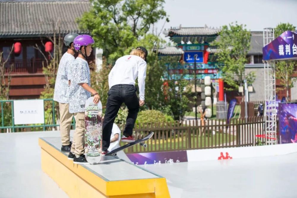 摩纳哥双子星闪耀欧战资格赛  